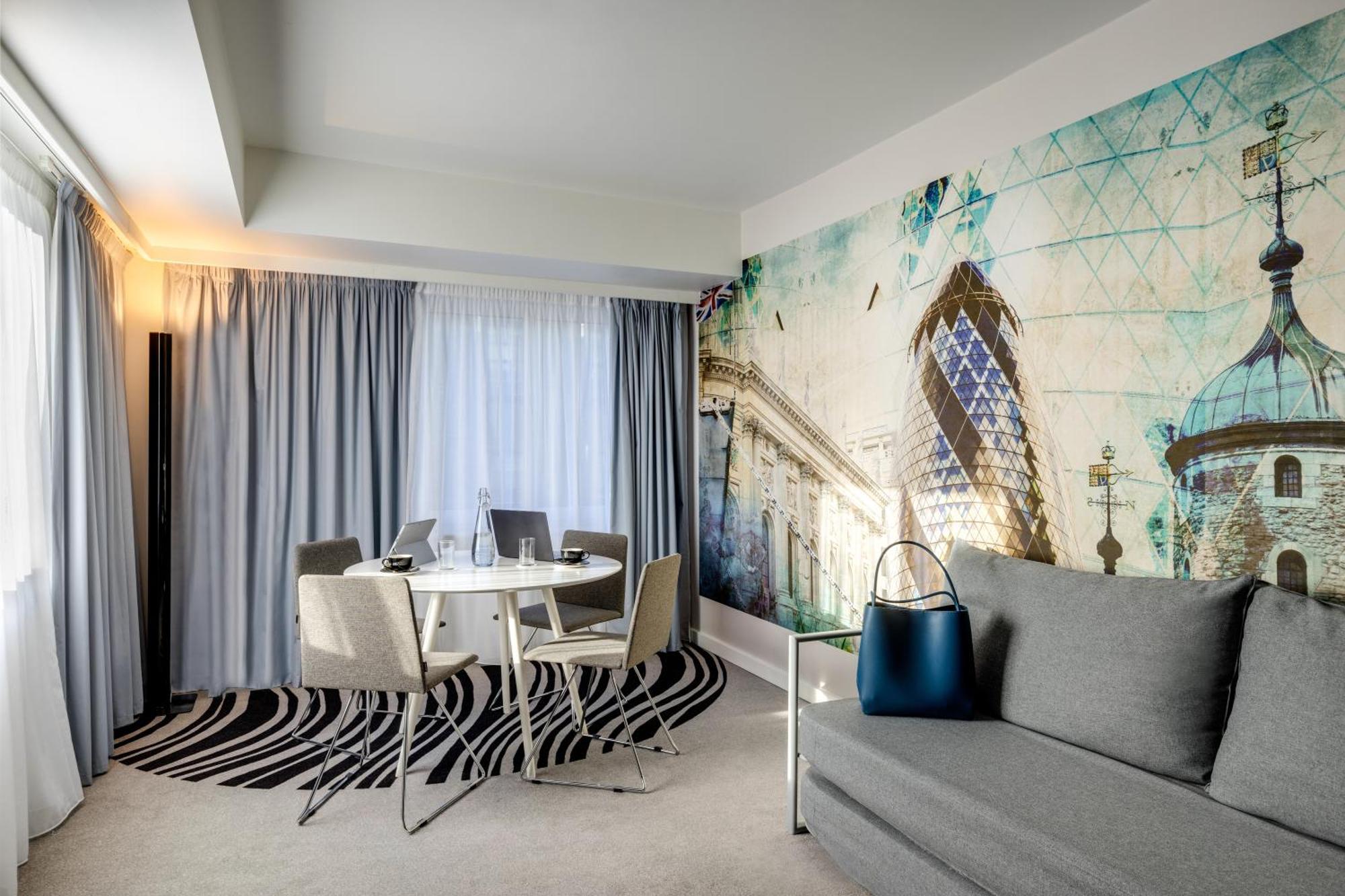 Novotel Tower Bridge Hotel 4*